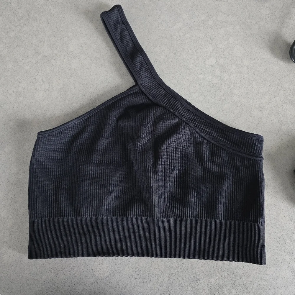 Black Ribbed One-Shoulder Crop Top - Picture 1 of 3